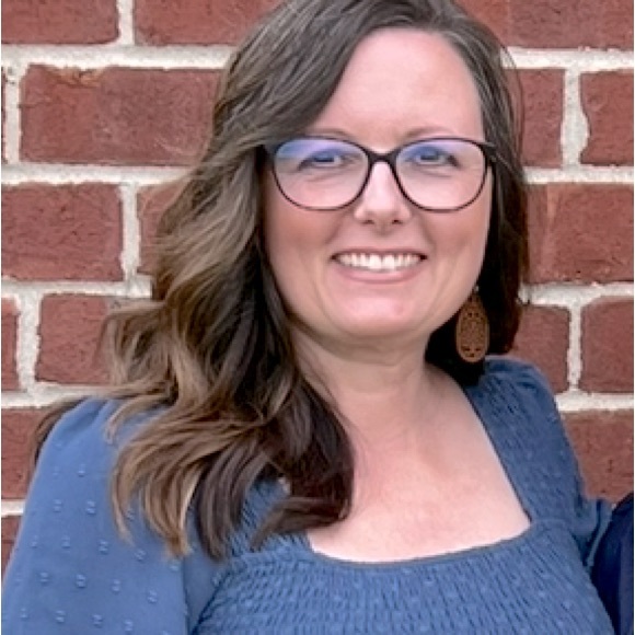 Meet your Posher, Heather - Picture 1 of 1